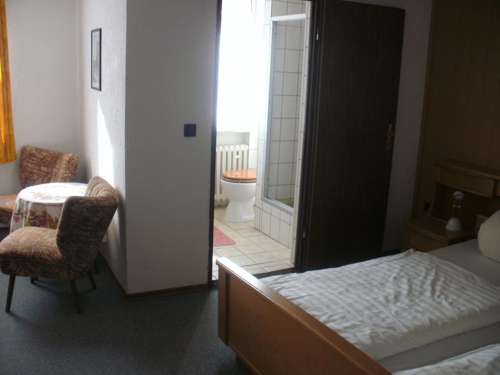 Landhotel Zum Schiff Laurenburg Pokoj fotografie